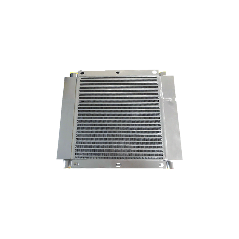 Watergekoelde koeler met plaatvin